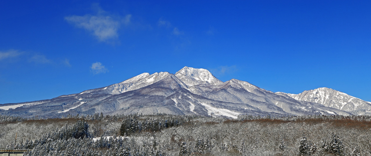 妙高山の四季「冬」